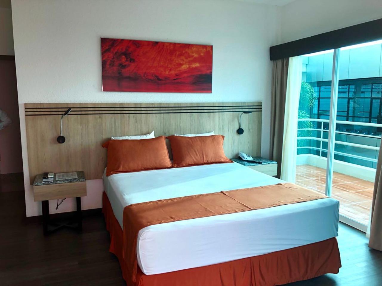 Hotel Mar Azul Manta Exterior foto